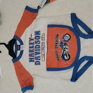 Brand new with tags harley Davidson. Off white main color.